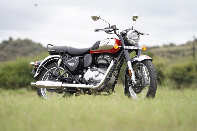 Royal Enfield Classic 350 First Ride Review - Bike India