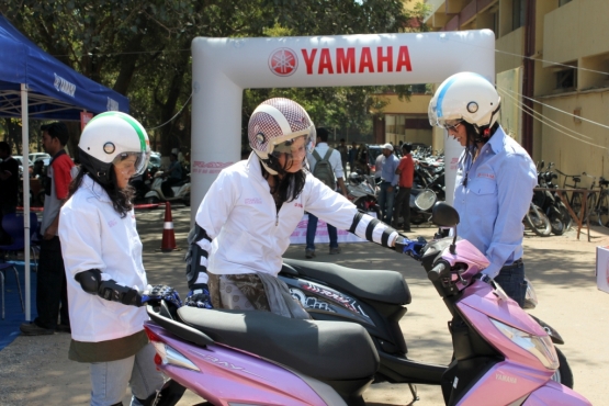 Yamaha Riders Program 555