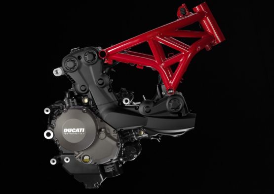 Ducati Monster 1200-015
