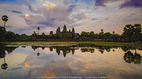 web Angkor Wat at sunset, Siem Reap, Cambodia