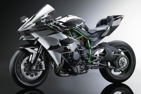 Kawasaki Ninja H2 R 2015 2 web