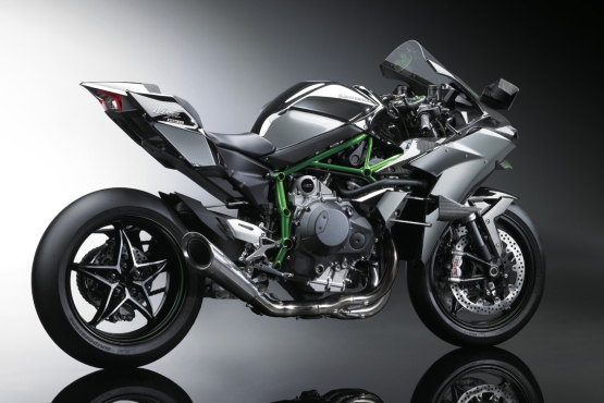 Kawasaki Ninja H2 R 2015 3 web