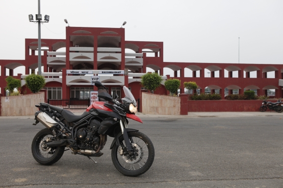 Triumph Tiger Travelogue 5 6 Bhishma Ghat web