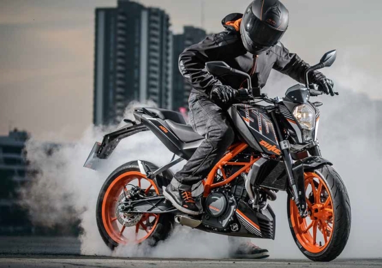 KTM 250 Duke and RC 250 2 web