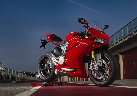 web 04 Ducati 1299 Panigale S 2015