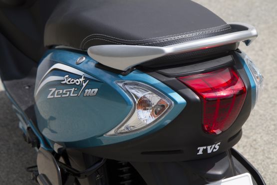 2014 TVS Scooty Zest 110 first ride review web5