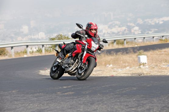 2015 Benelli TnT 600 GT and 600i web 1