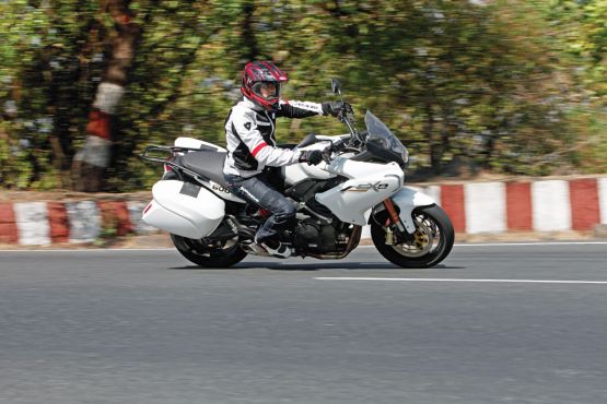 2015 Benelli TnT 600 GT and 600i web 10