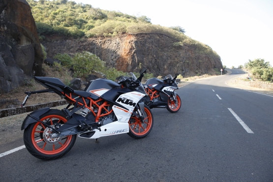 KTM RC 390 and RC 200 (5)