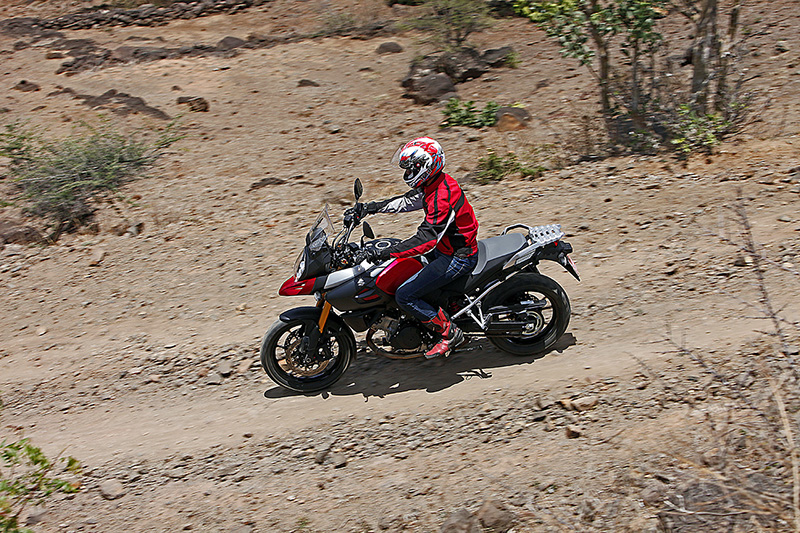 Suzuki V-Strom (5)