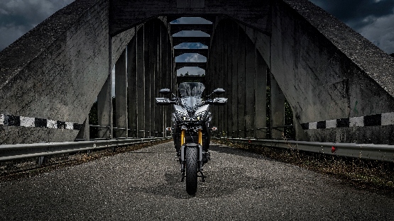 Yamaha MT-09 Tracer (3)