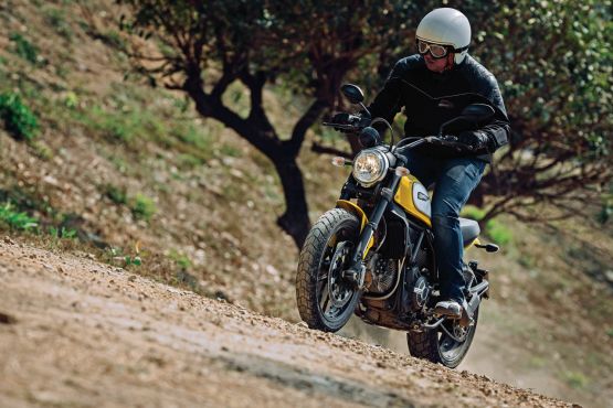 2015 Ducati Scrambler Thailand web 8