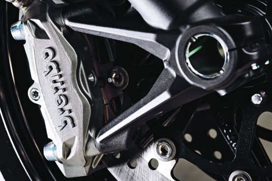 2015 Ducati Monster 821 web 4