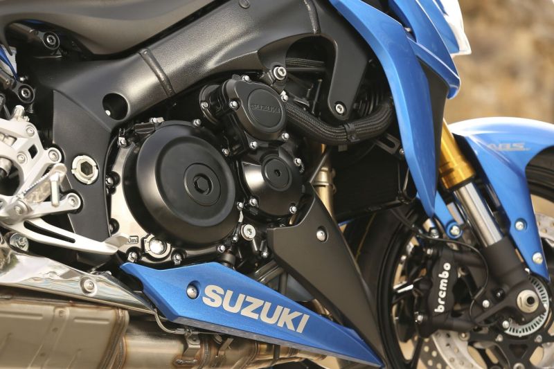 Suzuki_GSX-S1000_WEB