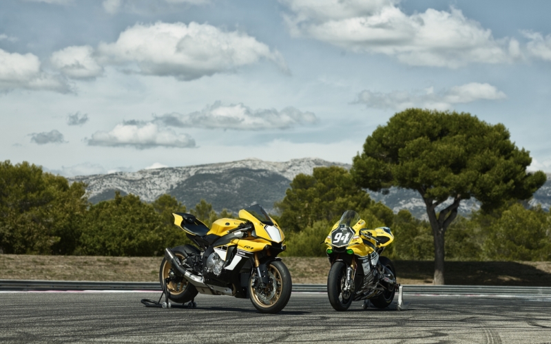 Yamaha YZF-R1 60th Anniversary 7 web