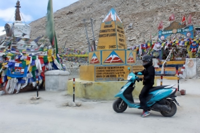 Anam Hashim and TVS Scooty Zest 110 in Ladakh (4)