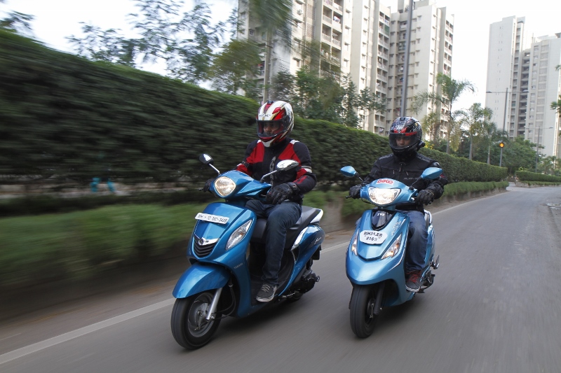 Younger Siblings Yamaha Fascino v TVS Scooty Zest 110 Shootout (4)