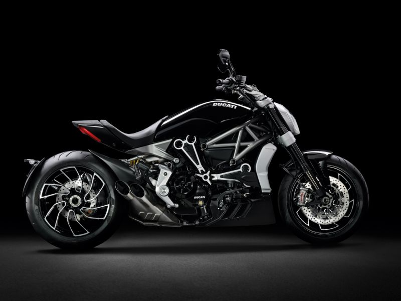 2015 Ducati EICMA 2016 line up launch flat track XDIAVEL S web