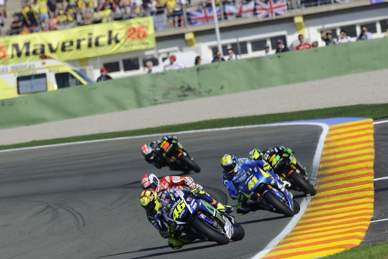 46 ROSSI Valentino ITA Movistar Yamaha MotoGP (Yamaha) action during Moto GP race of the Valence Grand Prix at Valencia Ricardo Tormo circuit from November 6 to 8th 2015 in Spain - Photo Studio Milagro / DPPI