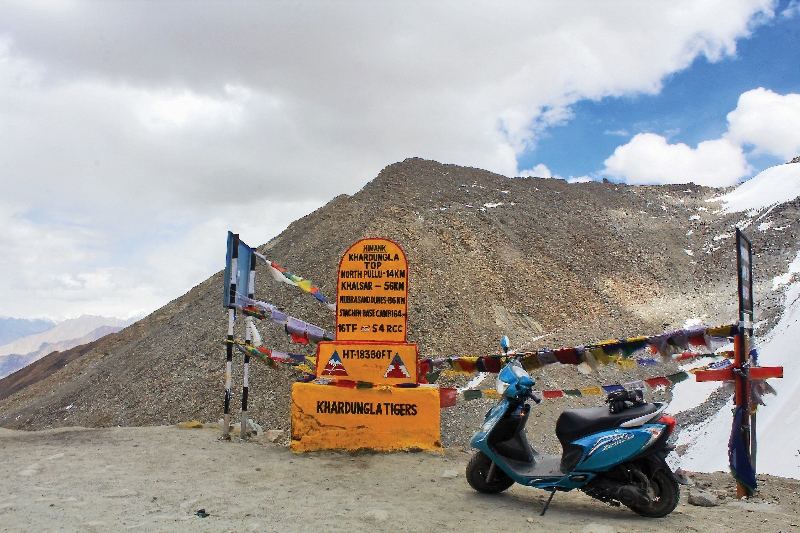 Top of the World_TVS Scooty Zest 110 and Anam Hashim go to Khardung La_Feature (9)