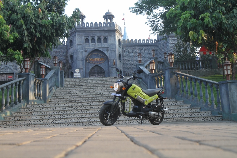 First Ride Review Honda Navi Crazy Little Thing Called Love (2)