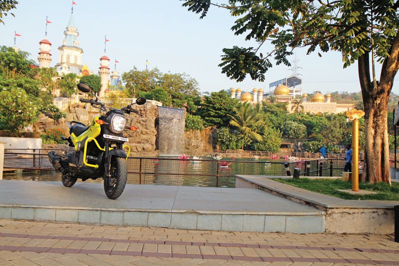 First Ride Review Honda Navi Crazy Little Thing Called Love (22)