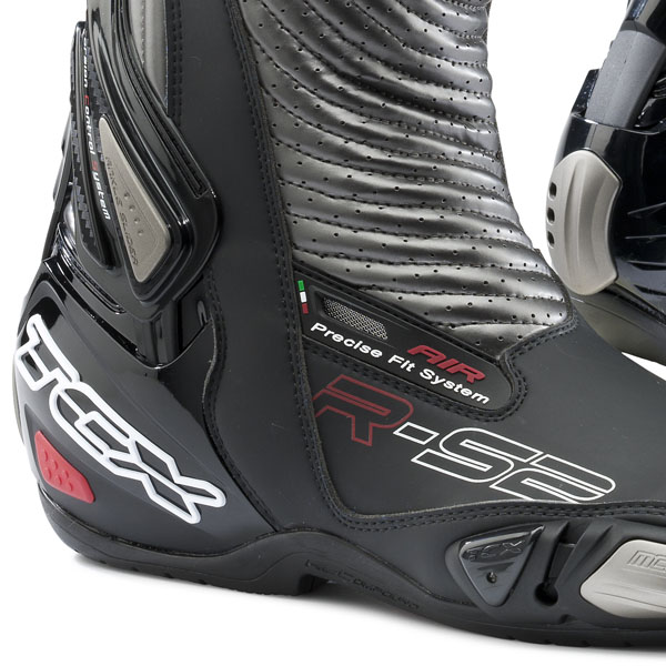 tcx_r-s2_boots_black-graphite_detail2