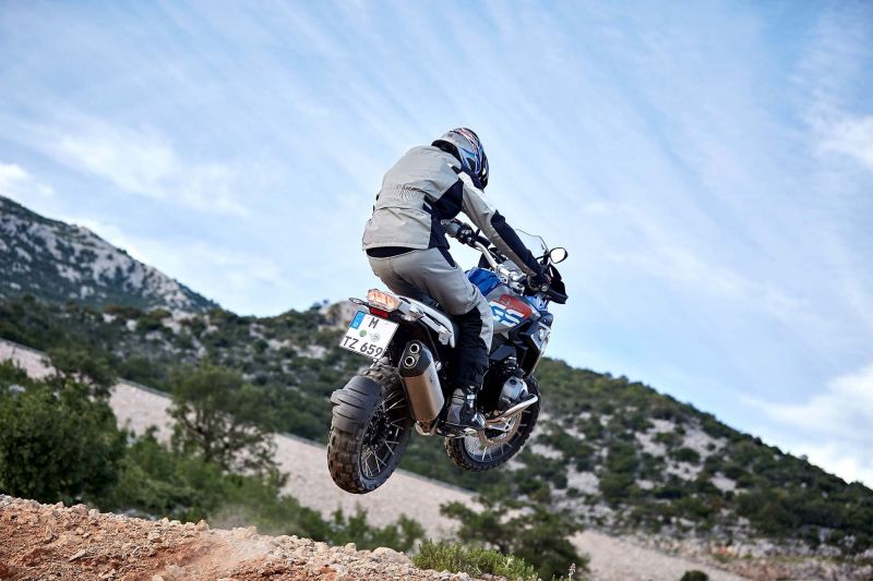 2017 BMW R 1200 GS - Adventure Has Never Seemed More Attractive - Bike India