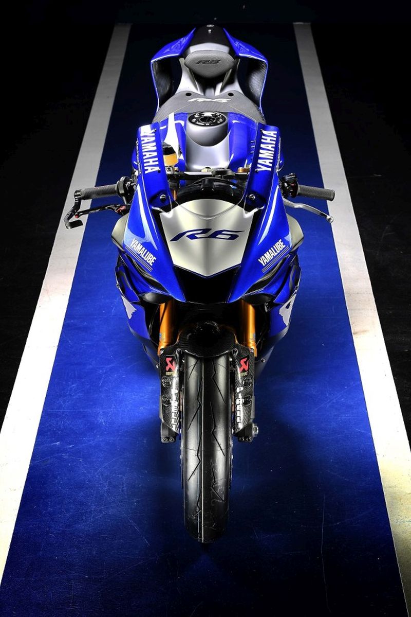 yamaha-yzf-r6-into-world-siupersport-3-web