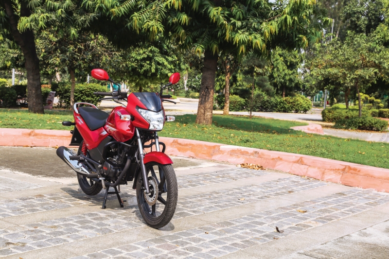 2016-hero-achiever-150-first-ride-review-web-3