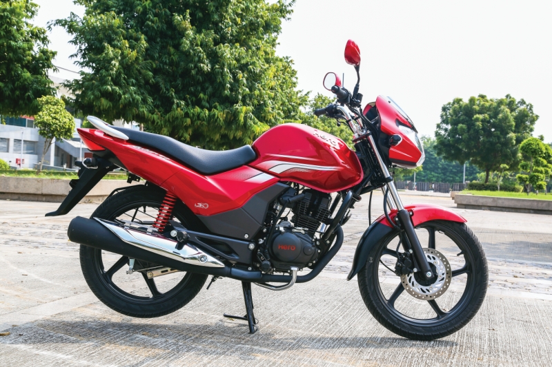 2016-hero-achiever-150-first-ride-review-web-6