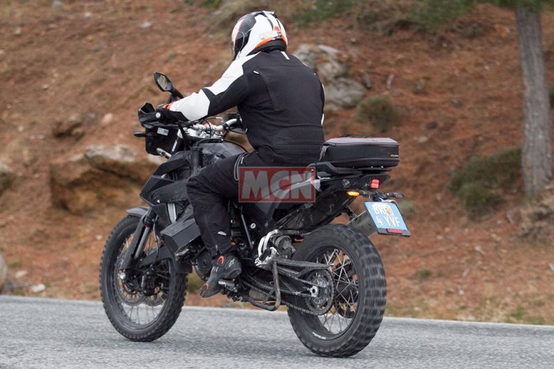 ktm-790-adventure-spied-web-2