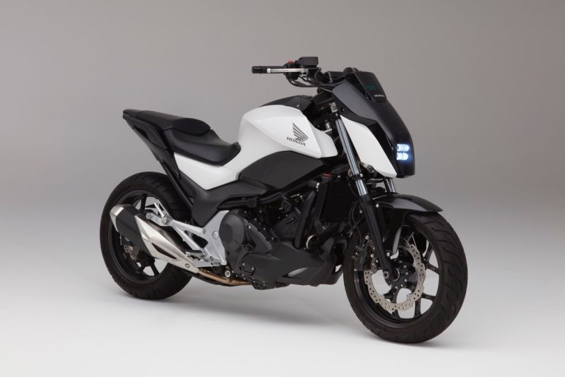 In a global debut at CES, Honda unveiled its Riding Assist technology, which leverages Hondas robotics technology to create a self-balancing motorcycle that greatly reduces the possibility of falling over while the motorcycle is at rest.