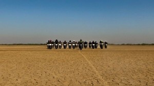 mojo trail conquers mahindra