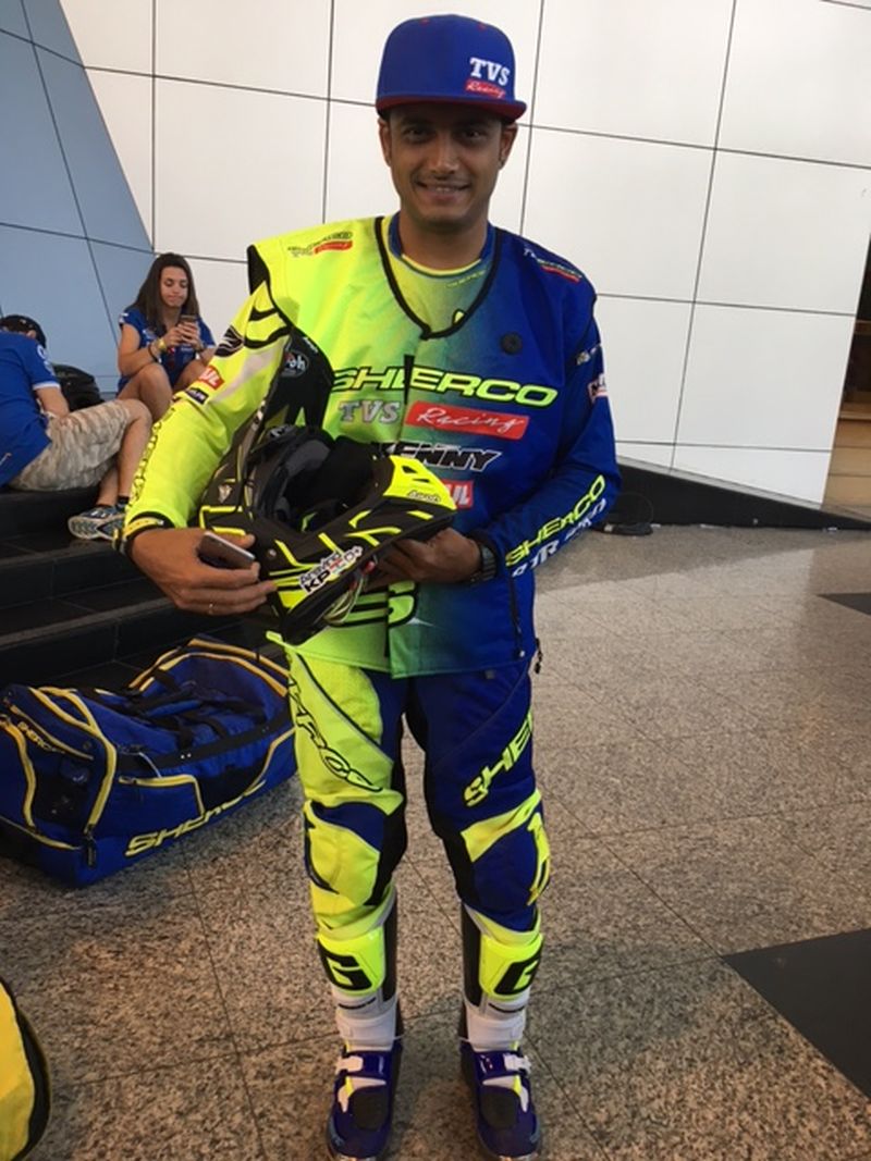 sherco-tvs-aravind-kp-debuts-on-the-dakar-2017-start-podium-web