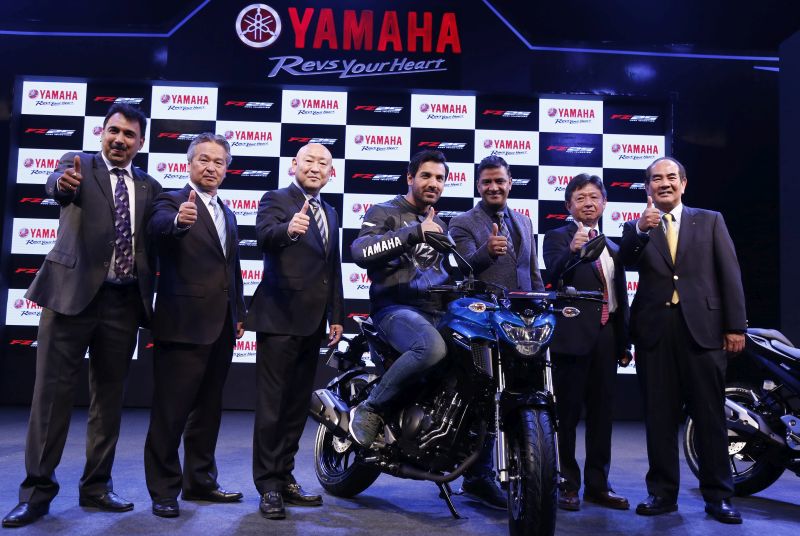 Yamaha FZ 25 John Abraham Web