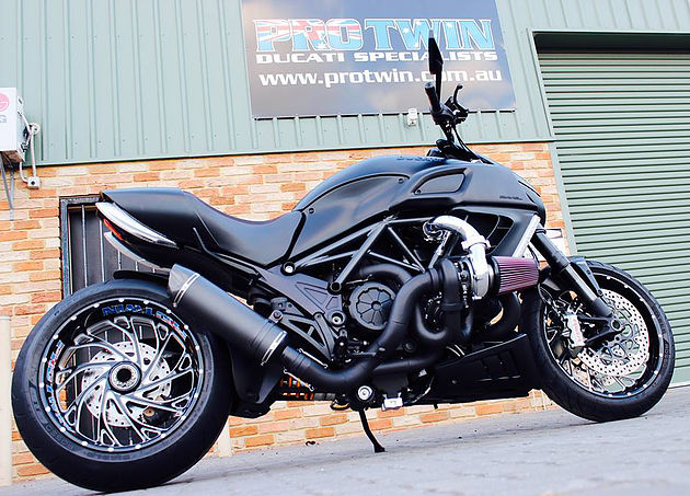 Ducati_Diavel_Turbo_Pro_Twin