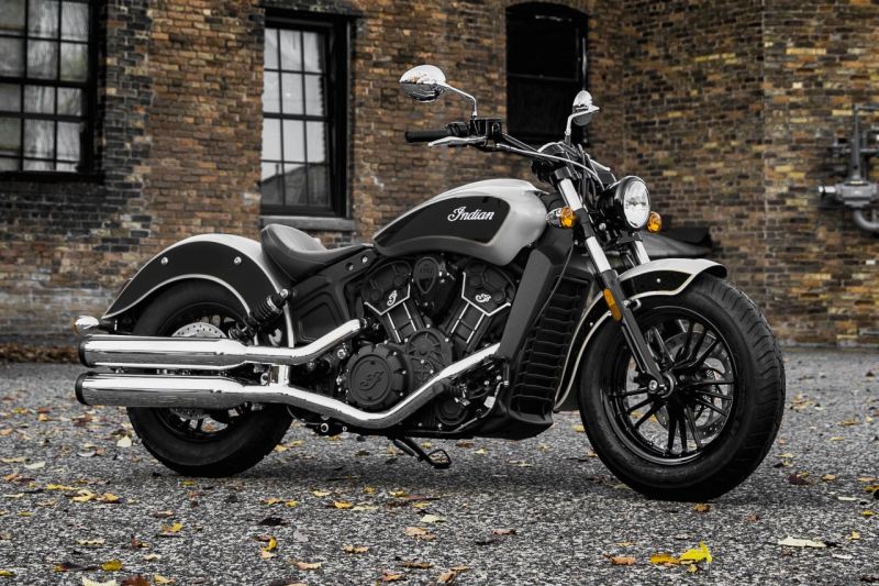 Indian Scout Sixty with dual-tone paint job Web 2