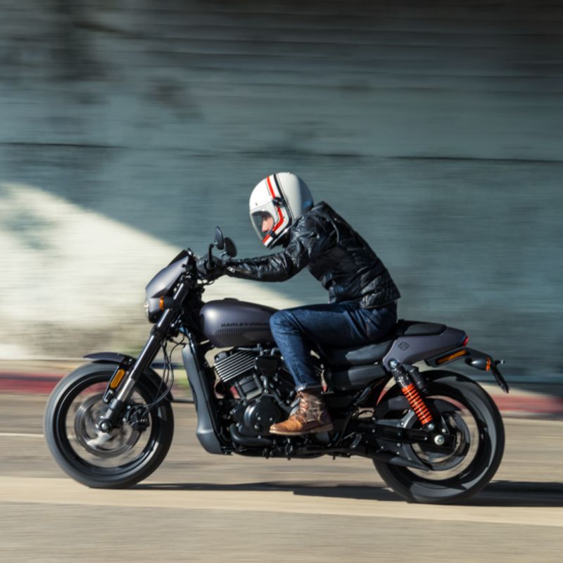 The 2017 Harley-Davidson Street Rod to be launched soon Web 1