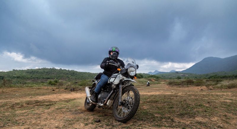 royal enfield black himalayan