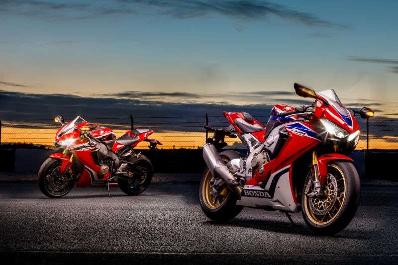 2017 Honda CBR 1000RR Fireblade and Fireblade SP launch price in India