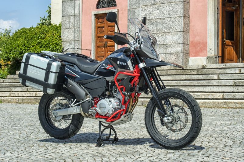 New adventure motorcycle in India SWM Superdual 650