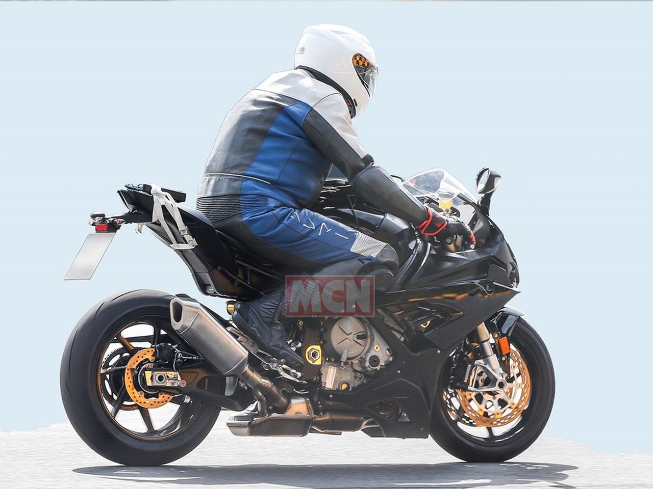 new, bike, india, bmw, s 1000 rr, sports, bike, superbike, 2019, launch, spied, spy, shots, news, latest