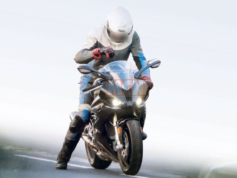 new, bike, india, bmw, s 1000 rr, sports, bike, superbike, 2019, launch, spied, spy, shots, news, latest