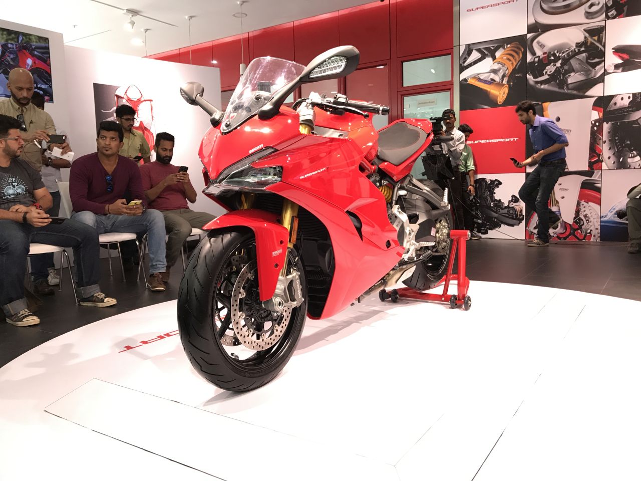new, bike, india, ducati, supersport, s, launch, sports-tourer, news, latest