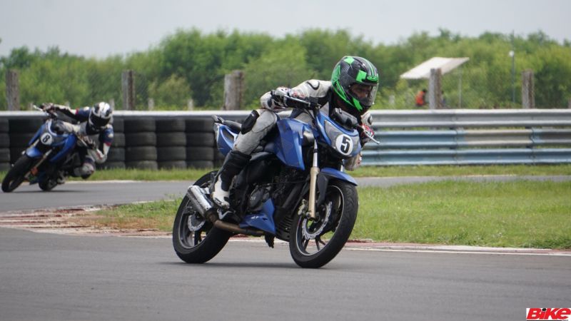 new, bike, india, tvs, young, media, racer, programme, apache, rtr 200 4v, hjc, track, racing, feature