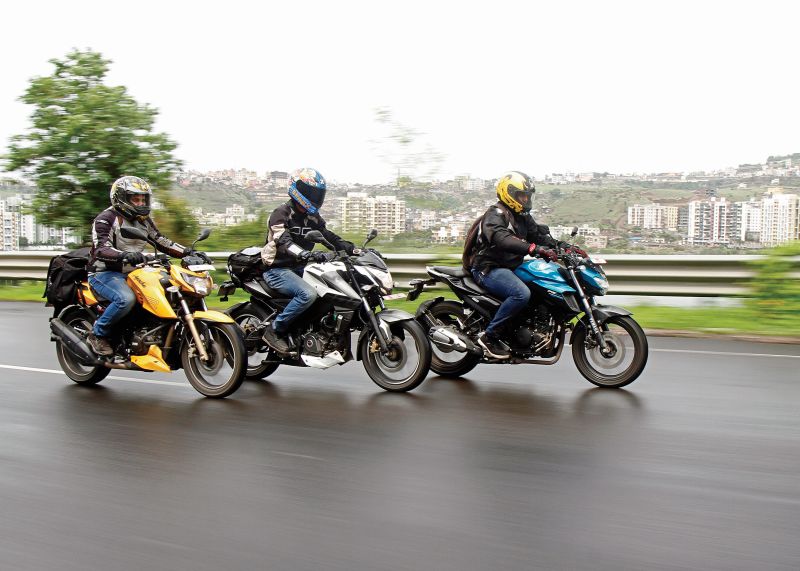 Yamaha-FZ-25-250-Bajaj-Pulsar-200-TVS-RTR-Apache-200-Compare-test-Bike-India-M2