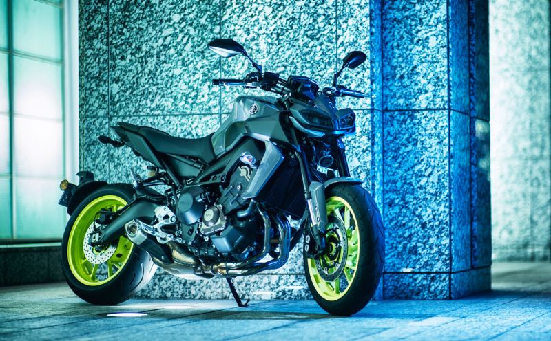 2018-Yamaha-MT-09-Launched-in-India-Price-Specs-M1