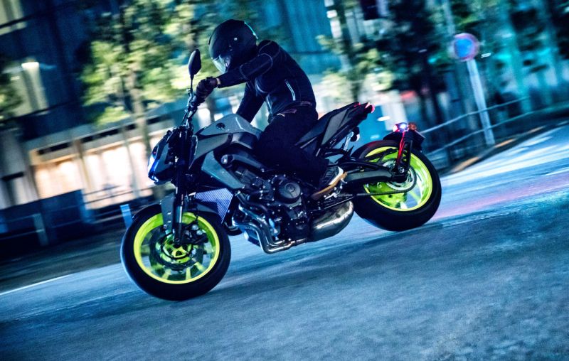 2018-Yamaha-MT-09-Launched-in-India-Price-Specs-M3