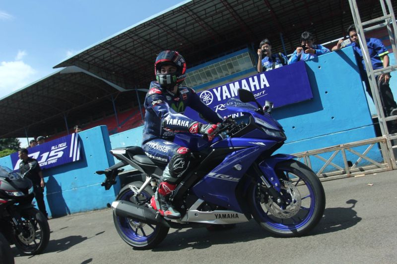 new, bike, india, yamaha, r15, version 3, supersport, motorcycle, spotted, testing, coming soon, news, latest